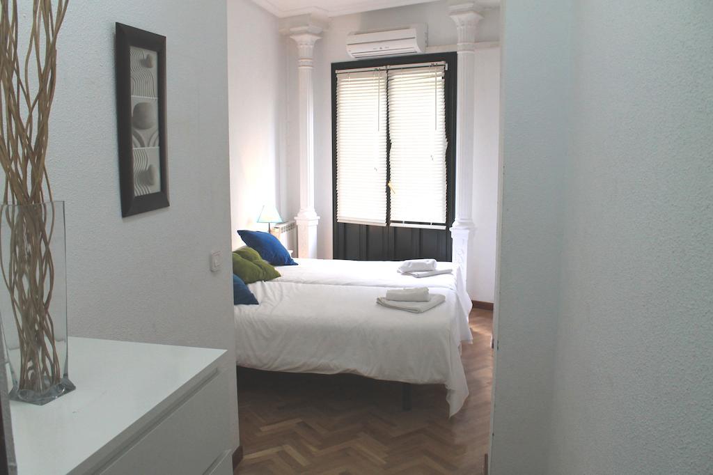 Gran Via Sol Apartamentos 마드리드 외부 사진